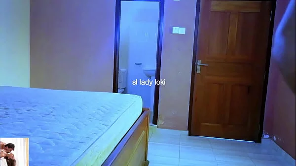 KFC delivery guy knocked on the door as i fucked my wife