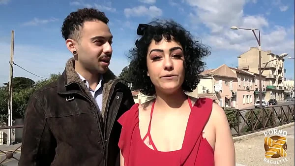 Azylis adore se faire baiser dans tous les sens par son copain