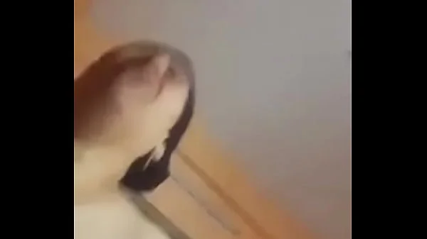 ماما اتفشخت من دكرها