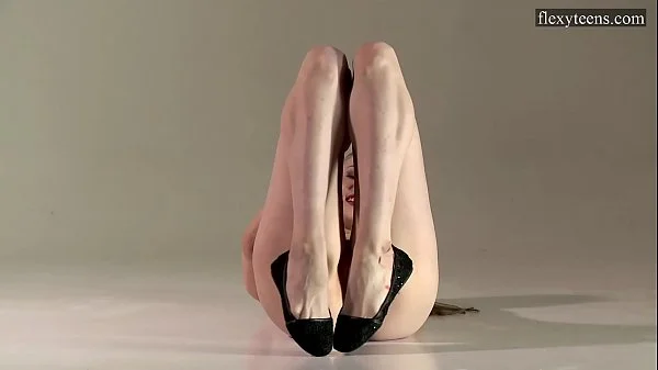 Sofia Zhiraf Russian brunette teen spreading legs