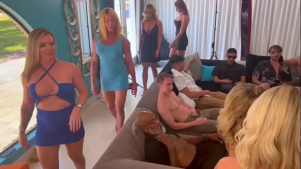 The Hotwife Tour Vegas Orgy - 9 Hotwives and 16 Cocks !!