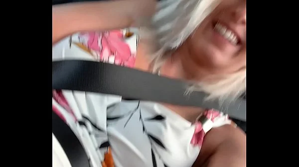 OMG! Secretly fingered to orgasm in the taxi.