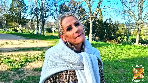 Victoria, 47 ans, s’essaye au casting X…
