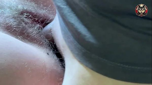 Hairy pussy closeup fuck and creampie ?