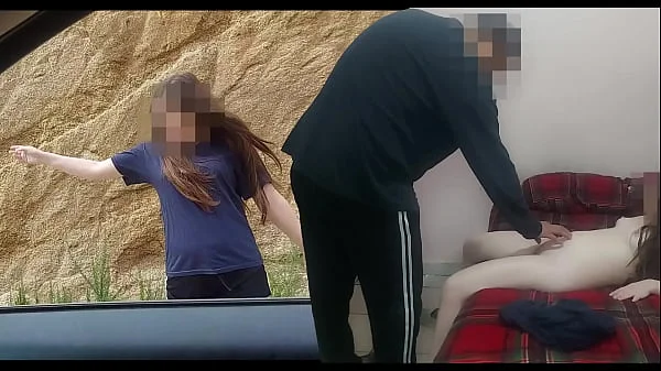 Viejo Encuentra a Morrita putipobre de colonia marginal y le ofrece dinero por usarla como bolsa de semen, jovencita real, no fingido 18 yo - SUBTITULOS en inglés