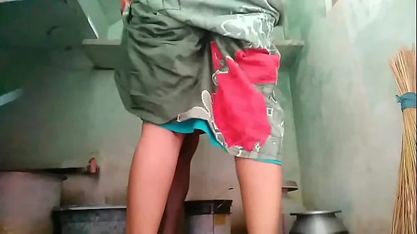 desi aunty have a sex in bathroom