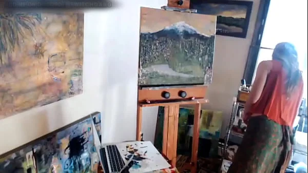 Twitch Streamer Flashing Boobs while Painting Art OH BOY!!!