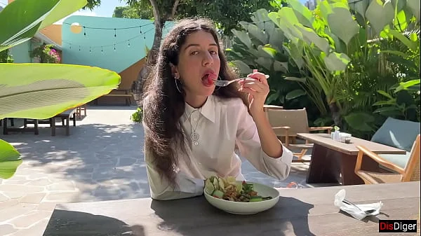 Cum on a girl's face in a public cafe - She eats lunch with cum on her face! - Cumwalk