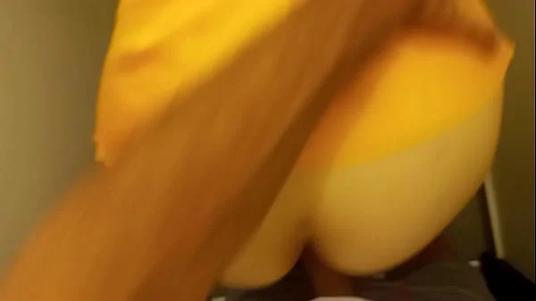 1276 - Blowjob and Fucking of a French Amateur in a Toilet, Dressed in Satin