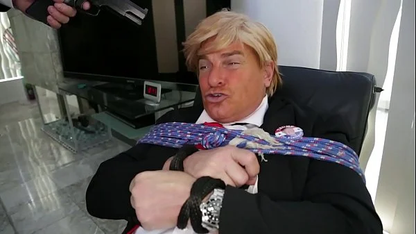 Cuckold Trump - Obama Bangs Melania While Donald Is To Watch