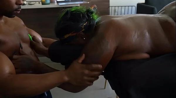 A Sensual massage with a thick brown skin BBW