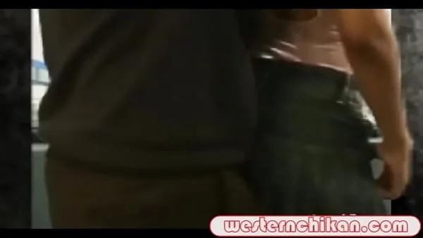 Black Stunning Tourist Groped on the Bus!