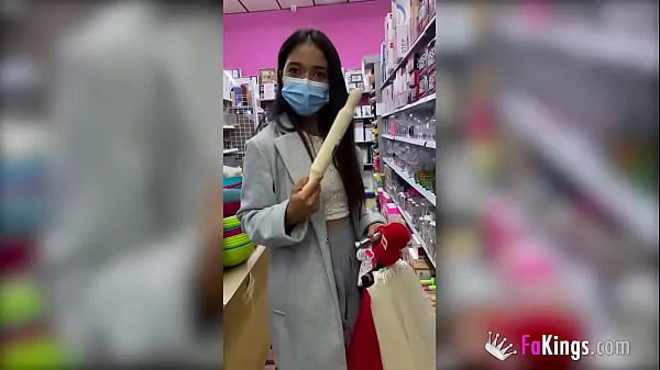 Shameless teen shows her naked body in a shop and gets the whole 'hood horny