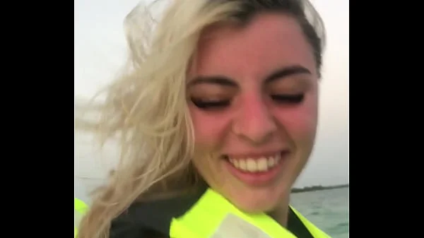 CHICA MAS CALIENTE DEL MUNDO SEXO PUBLICO MOTO DE AGUA MÉXICO