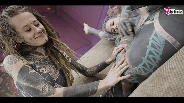 alt TEEN gets her ASS fisted - extreme ANAL - ANAL, doxy, FISTING, orgasm (goth, punk, alt porn)