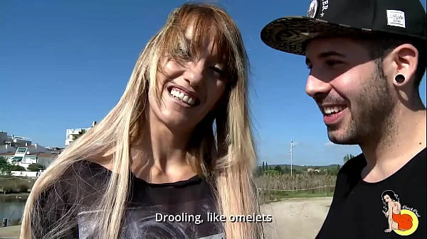Slim blonde chick gets assfucked outdoor