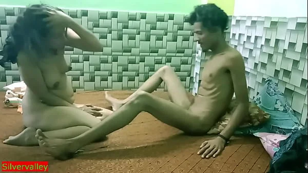 Hot beautiful girl fucked by teen thief!! Chor ne didi ko choda!!