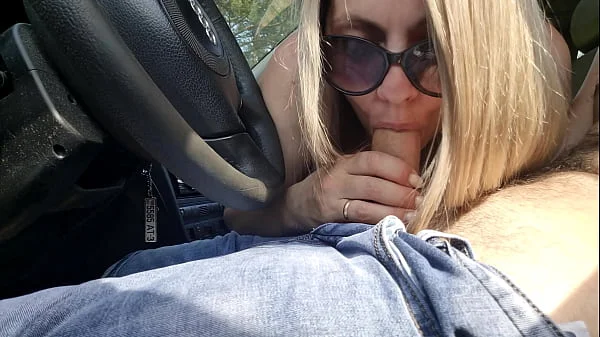 I take out my big erection cock in a car near beach area, this unknown girl is shocked !!! She want take my cock